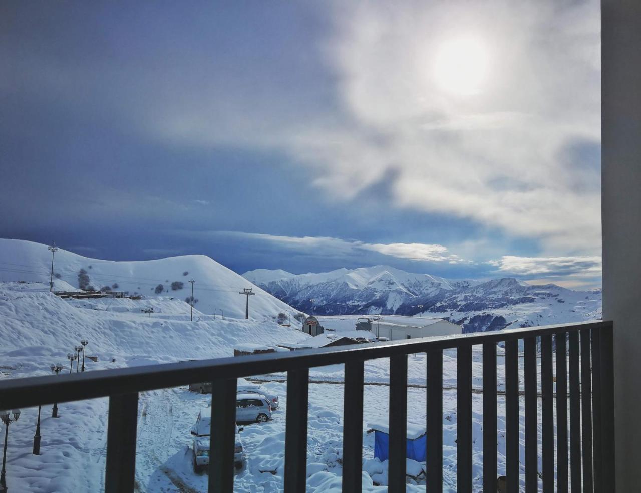 Alpestrine - Vista Gudauri - Apartment N27 Экстерьер фото