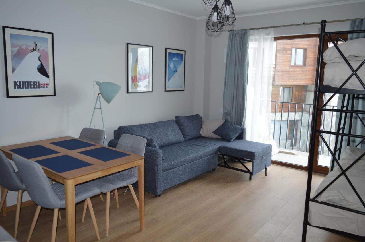 Alpestrine - Vista Gudauri - Apartment N27 Экстерьер фото